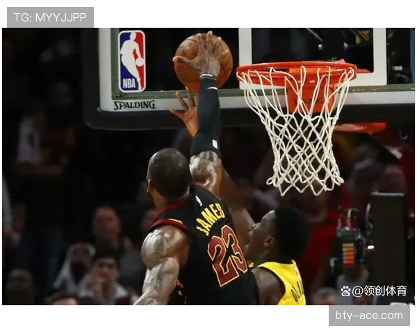 国际篮球规则中干扰球的判罚标准和NBA有何不同？